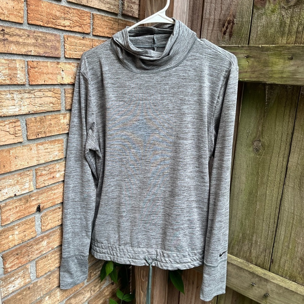 Nike Gray/Green Long Sleeve Active Top